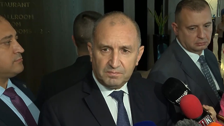 Румен Радев: Управляващите са в парализа