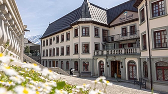 В епоха на ускорена дигитализация и глобална конкуренция качественото образование