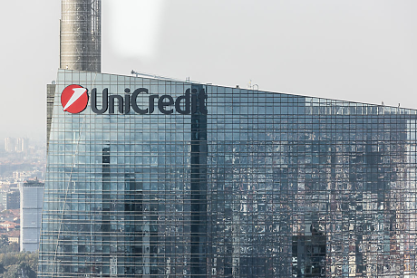 Unicredit потвърди прогнозата си за годишната печалба след по-силно от очакваното тримесечие