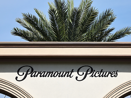 Корпорацията Paramount може да пристъпи към „враждебно поглъщане“ на Warner Bros.