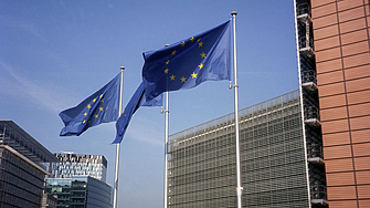 Фермери протестират пред Европейския парламент в Страсбург срещу предложението на