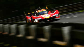 Ferrari пуска крипто токен за търг на легендарен състезателен автомобил