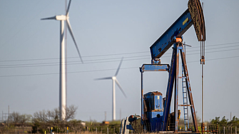 Цените на петрола се понижиха в ранната търговия в сряда