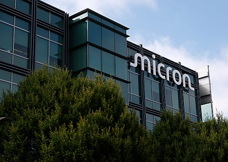 Ройтерс: Micron ще се откаже от бизнеса си със сървърни чипове в Китай 