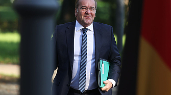 Германският министър на отбраната Борис Писториус и норвежкият му колега