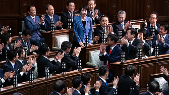 Санае Такаичи стана първата жена избрана на поста министър председател на