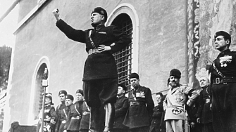 100 години назад: Връщаме ли се във времената, когато политиците се страхуваха от собствените си образи?