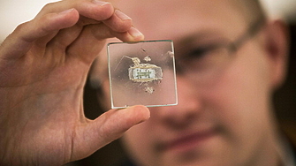 Bloomberg: Вашингтон одобри износ на високотехнолгични чипове за милиарди долари за ОАЕ