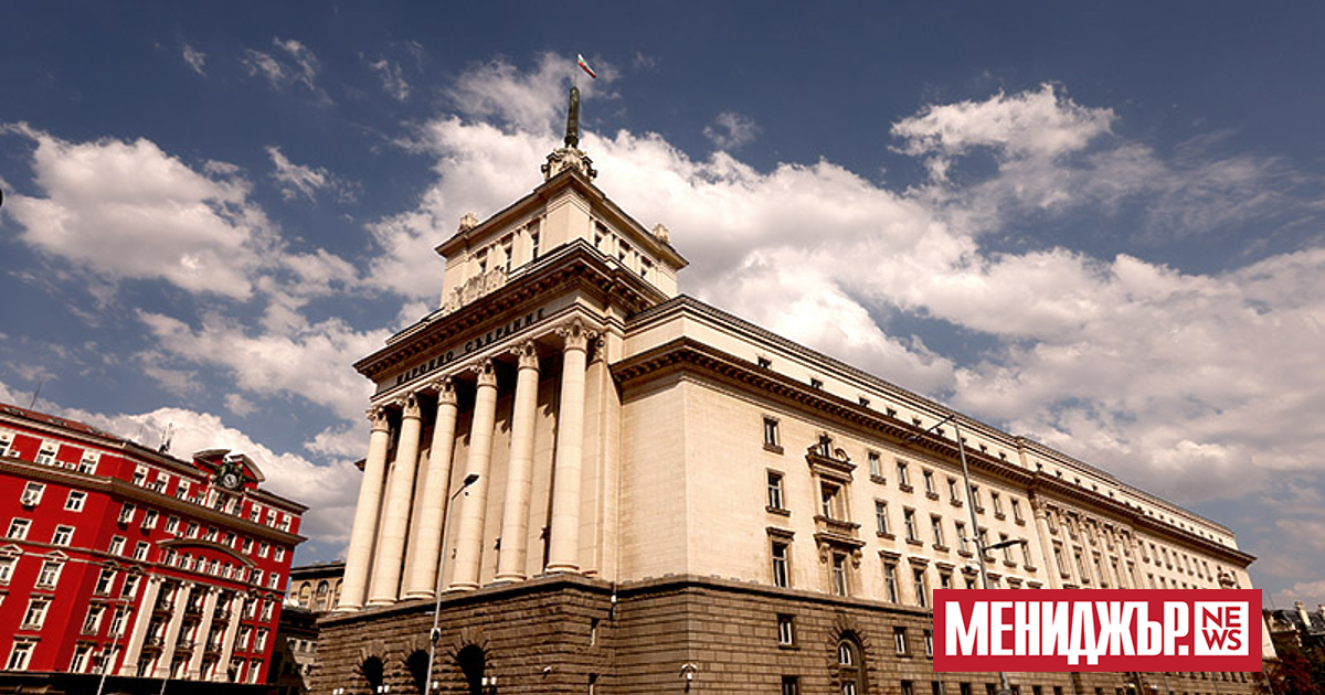 Три варианта за определяне на минималните възнаграждения на медиците в