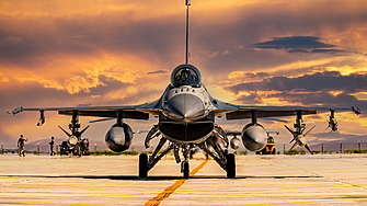 България очаква скоро да получи два нови самолета F 16 До