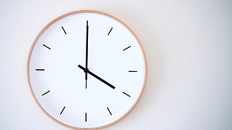 Връщането към астрономическото часово време ще се извърши в 04 00