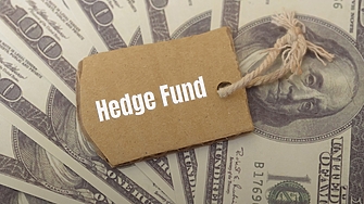 Сумата управлявана от хедж фондове достигна исторически рекорд от близо 5