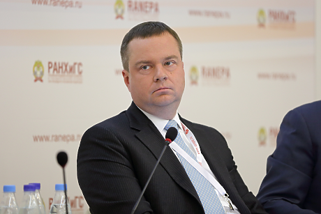 Москва твърди, че засега няма планове да конфискува активи на ЕС, но следи действията на блока