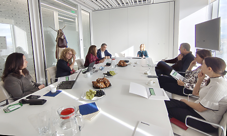 Резултатите от конкурса Мениджър на годината 2025 бяха представени пред Обществения съвет. Победителят става ясен тази вечер 