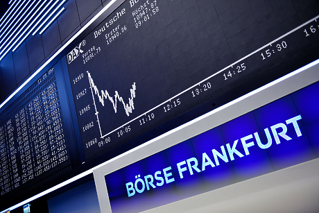 Европейските фондови пазари се оцветиха в червено на фона на нова вълна от корпоративни отчети*