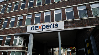 Автомобилостроителите по цял свят планират да намалят производството си след