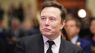 Американският милиардер и основател на Tesla Илон Мъск е дарил