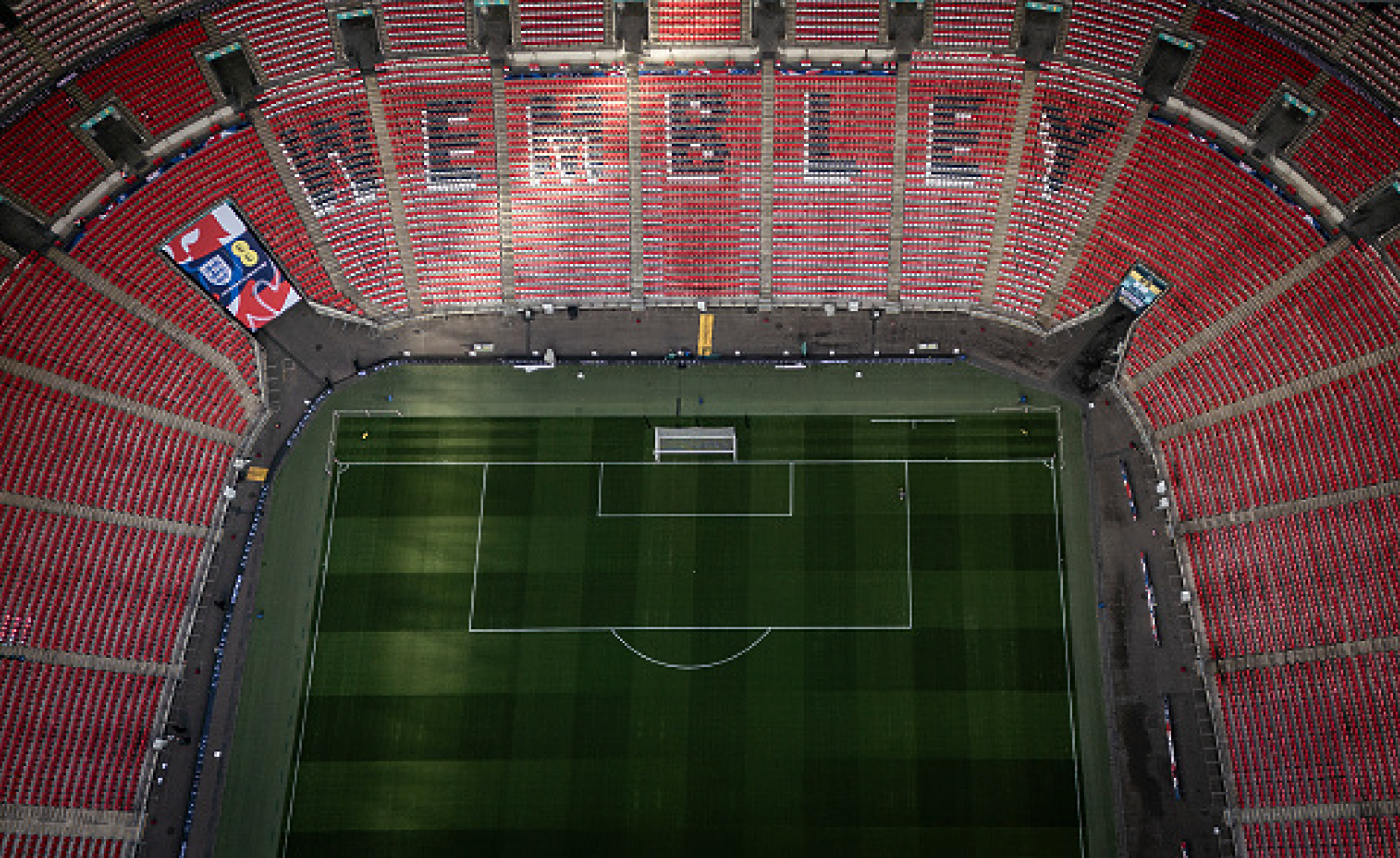 При турнир в четири страни: Финалът на Евро-2028 ще се проведе на стадион „Уембли“ в Лондон