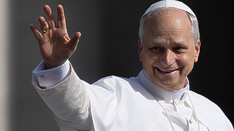 Ватикана днес върна 62 артефакта на коренните народи от Канада