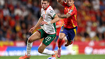 Българският национален отбор по футбол излиза довечера срещу Турция в