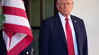 Тръмп казва, че е „задължен“ да съди BBC монтаж редакцията на речта му