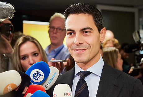 Центристът Роб Йетен беше обявен за победител на изборите в Нидерландия