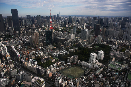 Японската икономика се е свила за първи път от шест тримесечия