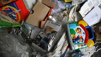 Край на кризата с цветните контейнери в София От понеделник