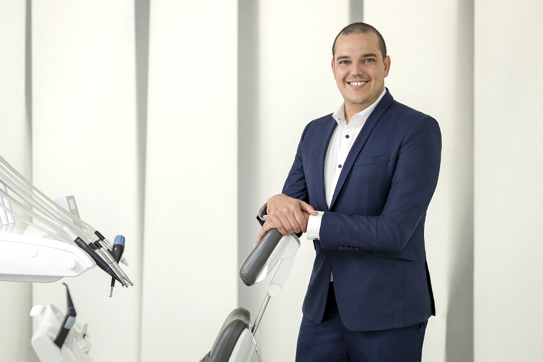 Извън шаблона „перфектна усмивка“