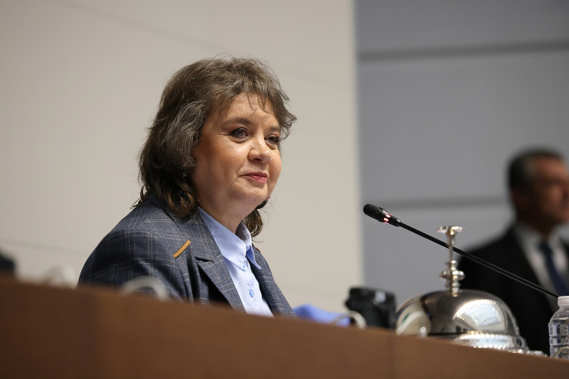 Наталия Киселова подаде оставка като председател на НС, замени я Рая Назарян