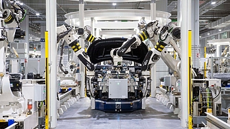 Компании по целия свят увеличават съкращенията на персонал – водещи