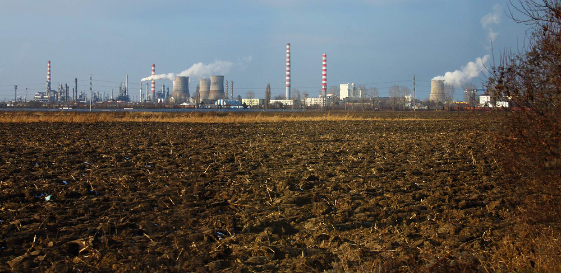 И Румъния спешно търси варианти за рафинерията в Плоещ, собственост на Лукойл