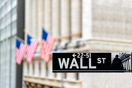 Приключва ли дългогодишният ръст на Уолстрийт?