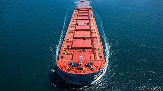 Заради западните санкции: Рекордни обеми петрол се съхраняват на танкери