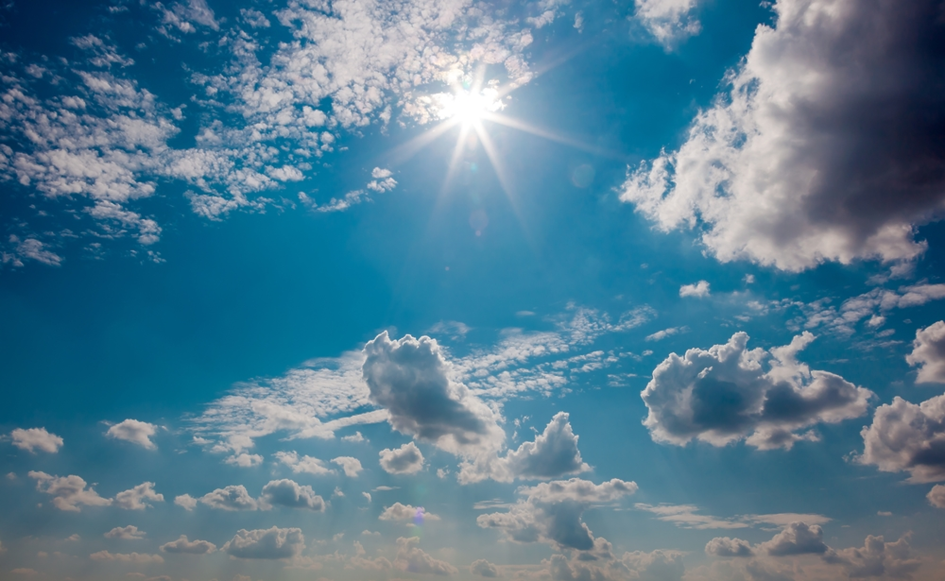 Времето: Предимно слънчево с температури до 23 градуса