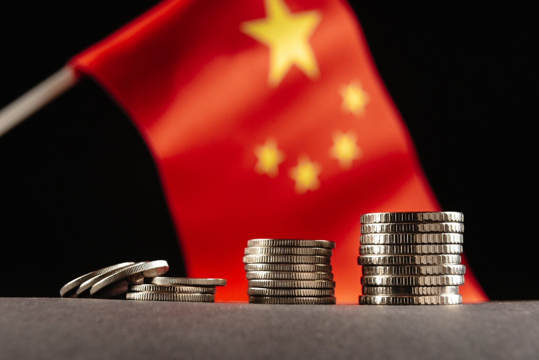 Китай затяга правилата за държавните фирми, които искат да вземат заеми в чужбина