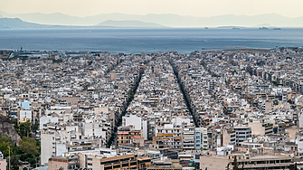 Гърция се опитва да изкара празните жилища на имотния пазар