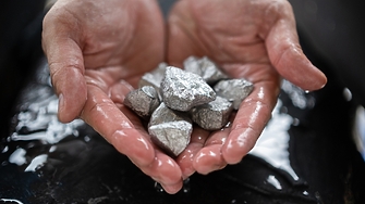  Япония и САЩ които подписаха споразумение за редкоземни метали през