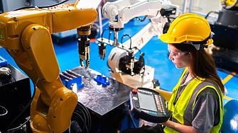 Проучване: Бизнес активността в еврозоната е в застой през октомври заради слабо търсене