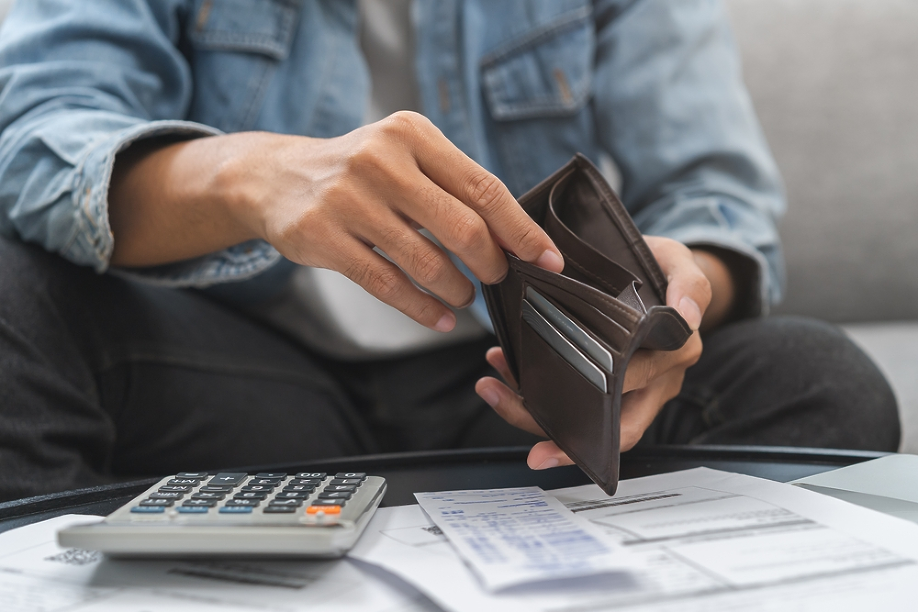 България е сред страните в ЕС с най-висок дял на работещите, които са в риск от бедност