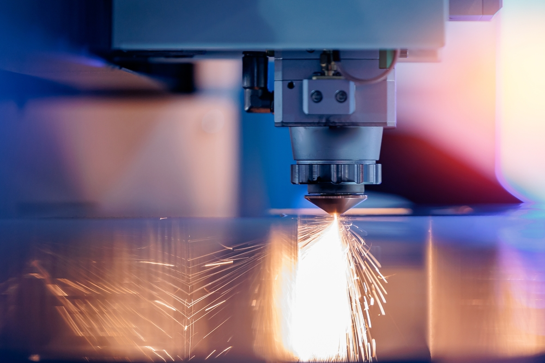 Четири месеца подред България е страната в ЕС с най-силен спад на промишленото производство