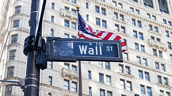 Борсовите индекси на Уолстрийт отчетоха най лошия си ден за последния
