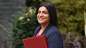 Британската министърка на вътрешните работи Шабана Махмуд обеща да възстанови