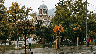 Времето в четвъртък: Дъждовете намаляват, на места ще има условия за мъгли