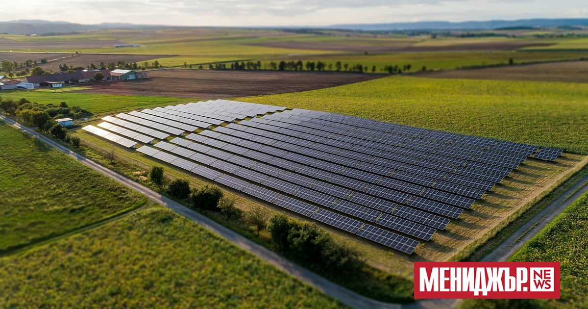 На юг от планинската верига Монте Кристо, обширна част от