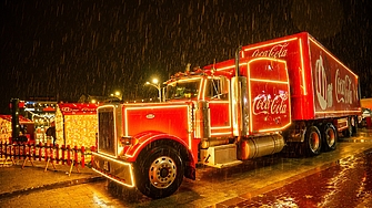Кока-Кола стартира голямо празнично турне с Коледния камион