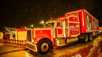 Кока-Кола стартира голямо празнично турне с Коледния камион