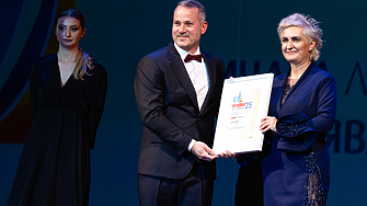 На върха: Дина Темелкова, изпълнителен директор на „Телелинк Инфра Сървисис“