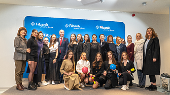 Fibank представи традиционния си благотворителен календар в подкрепа на художествената гимнастика