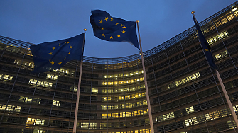 Европарламентът подготви  проект на резолюция за създаване на „военна Шенгенска зона“